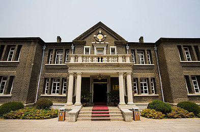 3.0.3.0黄色网：极速狂飙，破解赛博都市的终极数据谜题