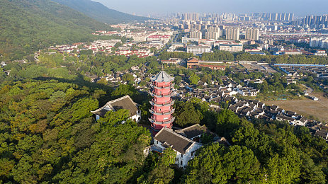 国产色情AV：风驰东方，霓虹赛道上的视听竞速盛宴-2