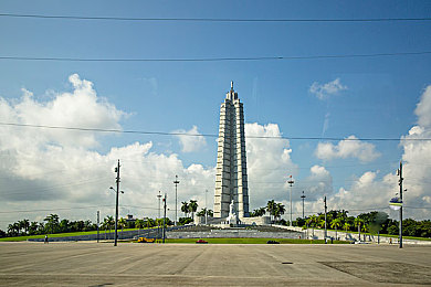 国精产品一区二：极限车神新篇，驾驭国产赛车驰骋虚拟赛道