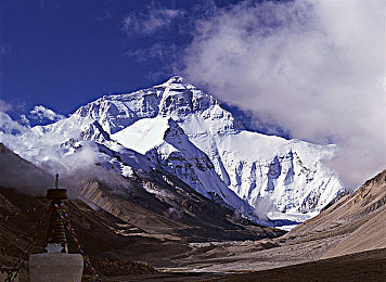 404入口：深夜三点登录，传奇猎人才能开启的终极数据赛道今日揭秘-2