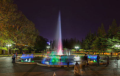 日本1区2区：弯道与直线的双重奏，虚拟竞速的艺术哲学-2