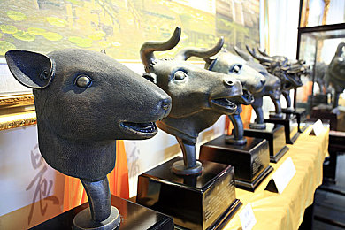 东京热软件下载：东京街头极速对决，深度改装系统引领赛车游戏新潮流-5