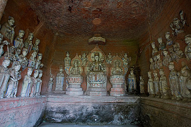 黄色App软件：极速狂飙都市风云，游走非法边缘的竞速哲学-3