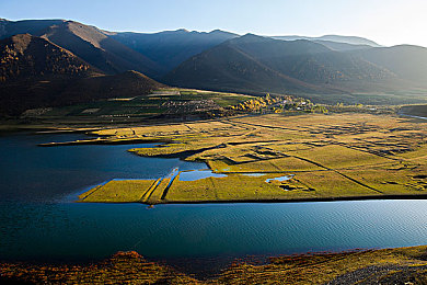 红桃隐藏人口：疾速王牌革新竞速，卡牌策略暗藏赛道玄机-3