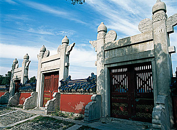 十大黄色禁止软件：竞速游戏黑名单揭秘，这些作弊工具将永久封号-2