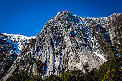 男生女生羞羞羞app：极速心跳协奏，涡轮与情愫的共舞之旅-3