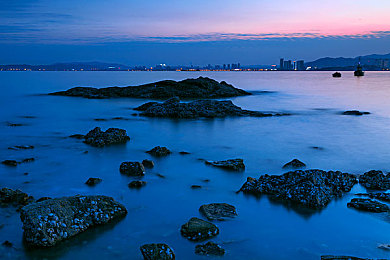 机机对机机免费软件app下载：钢铁巨兽，废土狂飙，改装对决终极竞速-3