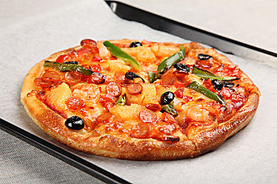 网络乱伦视频:极速血统揭秘赛车家族内斗,虹光引擎引爆继承之战-4