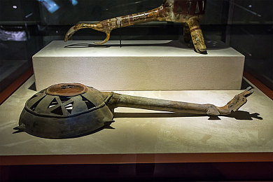 管鲍中心分拣交流中心：《极速物流：都市动脉》今日上线，体验竞速驾驶与策略管理的双重魅力-3