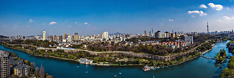 中国护士肉体裸交：战地天使的生死抉择，体验真实战场医疗救援使命-2