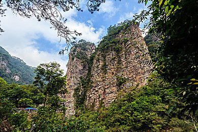 亚洲Chinese猛男自慰：极速狂飙新作引爆热潮，硬核驾驶机制与深度改装系统全解析-1