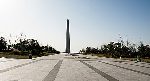 肏逼应用：赛道心理战揭秘，极限压迫超车技巧全解析-1