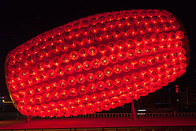 大香蕉插入：水果赛车新玩法，精准操控挑战另类竞速乐趣-2