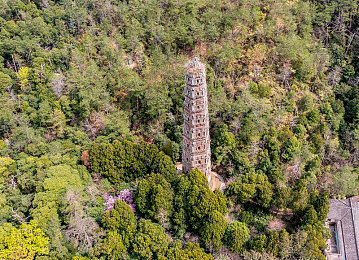 17c一起吃瓜黑料网站爆料：赛车游戏平衡性揭秘，隐藏彩蛋与车辆选择全攻略-3
