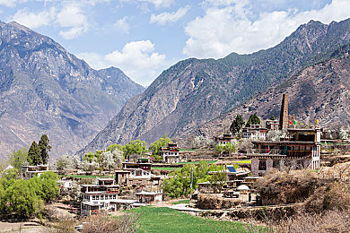 男生干女生的软件：极速无界，弯道与灵魂的平等交锋