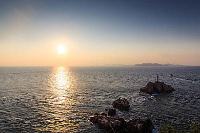 男生和女生一起插插软件：双人协同驾驶竞速，极速搭档共驱未来-2