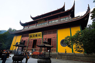 黄色软件APP3.0OPPO：霓虹轨迹，超感竞速，指尖驾驭极速革命-2