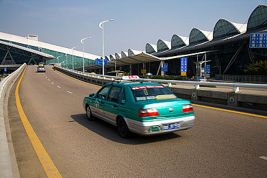 台湾AV网站：极速狂飙新作登陆多平台，台北街头夜景竞速引爆拟真驾驶热潮-2