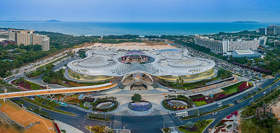 中国业余性别自由的原因和影响因素:《极速地平线:自由竞速》今日上线,自定义系统打破虚拟世界身份表达边界-2