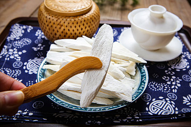 一线天白馒头：岩隙终途，穹顶之上的毫米级泊车艺术-2