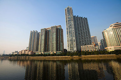 打扑克不盖被子又疼又：墨西哥狂飙，策略与失控的边缘华尔兹-3