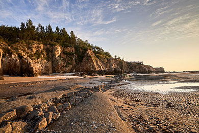 男生和女生一起差差差的：双人竞速新作极速搭档今日上线，差异协同引爆赛道革命-3