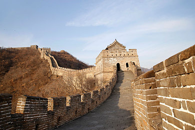 世界上最不按1-3人纪录片：孤影狂飙，在开放公路书写你的驾驶诗篇-1