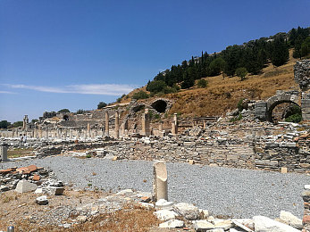 被两老中医揉捏双乳高潮：经络竞速，子午流注的极速贯通之旅-2