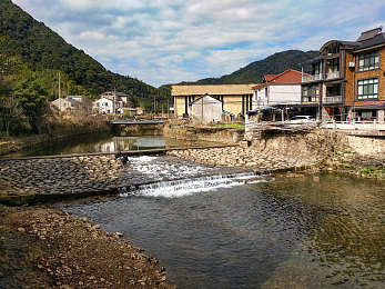 糟老头子安卓至尊免费版：废土驾驶生存记，硬核体验与像素风老爷车的终极挑战