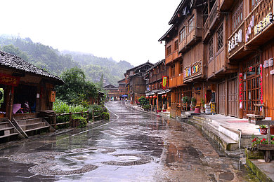 KTV男鸭武警Gay1069：夜幕低吟者，霓虹下的双面协奏曲-2