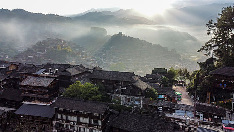 黄软件下：极速穿梭于崩溃边缘，数据幻影中的故障美学竞速