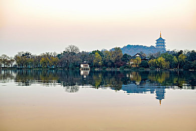 天天做天天射天天舔：废土车战新作上线，融合改装射击搜集的生存竞技引爆热潮-2