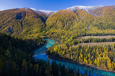 双人扑克剧烈运动:极速牌局,疾驰对决,策略与狂飙的终极融合-2