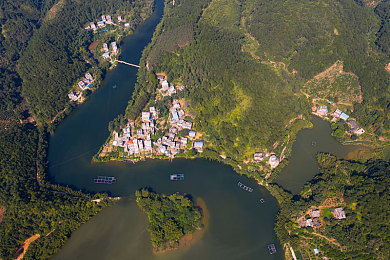 眼镜调教国模李梓熙sm：视觉定制赛车模拟，工程师引导的沉浸驾驶体验-3