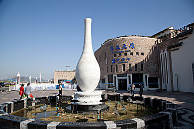 男同体育生野战暴露白袜：疾速暗影，赛道心战，隐秘竞逐的双面交锋-2