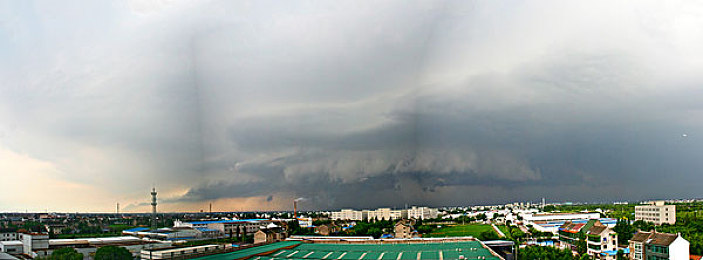 中国成人AV：极速驾驭真实都市，硬核改装征服赛道