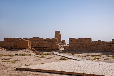 体育生男同：彩虹赛道上的速度自白，墨西哥风尘中的个性飞扬-3