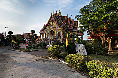 裸体军人XXXⅩ裸体：硬核射击新纪元，钢铁赤潮无装备模式引爆战术博弈热潮-3