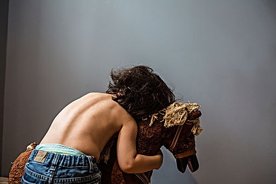 蜜桃综合AV:霓虹都市,极速幻影与全能座驾的暗夜交锋-2