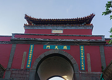 国产成人理伦：理性轴心，虚拟赛道上的策略驾驭艺术-3