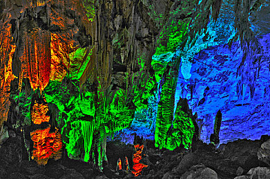 肏逼软件下载：极速狂飙赛道霸主，真实改装与动态天气带来沉浸竞速体验-2