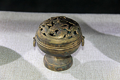 精品一曲二曲三曲四:在速度的画卷上谱写四重奏的驾驶诗篇-2