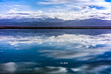 修修吗漫画在线阅读页面免费入口网站秋蝉：当末世修车匠翻开漫画，机械与艺术碰撞新生-3