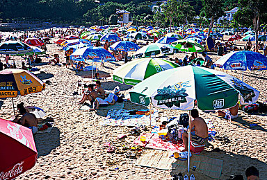 和亲女洗澡时伦了H雯雯：浴中策，天下弈，红妆素手定乾坤-3