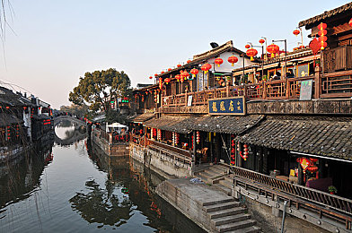 黄色软件下载处oppo3.0.3：极速都市新版深度优化，竞速体验全面升级与独家攻略揭秘