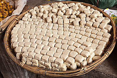 榴莲成人app：极限竞速地平线5新手上路指南，三大进阶关键助你征服墨西哥-2