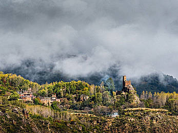 99re这里只有精品6:极速狂飙,虚拟赛道上的永恒警匪追逐盛宴-3