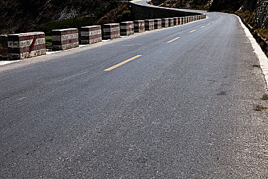 十八禁用app：虚拟驾驶牢笼，体验极致交规的崩溃与修行-2