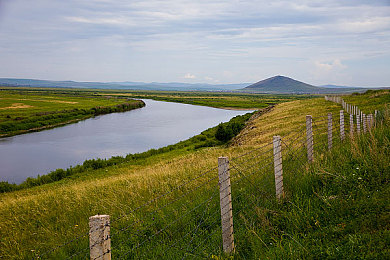 男人和女人靠逼的软件：自适应驾驶风格竞技，未来赛道上的性别策略革命-5