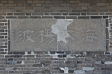 黄色软件福利：《极速幻光》今日上线，动态光影重塑真实驾驶体验-3